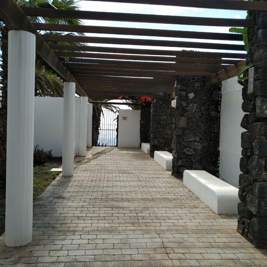 Luxury Villa Sea Front Costa Teguise Dış mekan fotoğraf